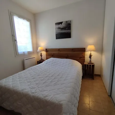 Maisonnette Avec Piscine, A 800m De La Et De L'ecole De Surf, Terrasse Et Parking, 4 Pers. - Fr-1-778-17 Feriehus *