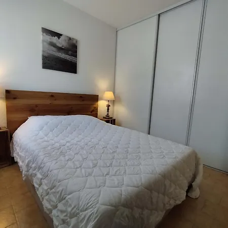 Maisonnette Avec Piscine, A 800m De La Et De L'ecole De Surf, Terrasse Et Parking, 4 Pers. - Fr-1-778-17 Feriehus Saint-Georges-d'Oleron