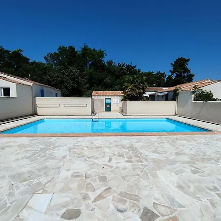 Feriehus Maisonnette Avec Piscine, A 800m De La Et De L'ecole De Surf, Terrasse Et Parking, 4 Pers. - Fr-1-778-17 *