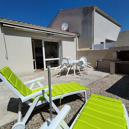 Feriehus Maisonnette Avec Piscine, A 800m De La Et De L'ecole De Surf, Terrasse Et Parking, 4 Pers. - Fr-1-778-17 *